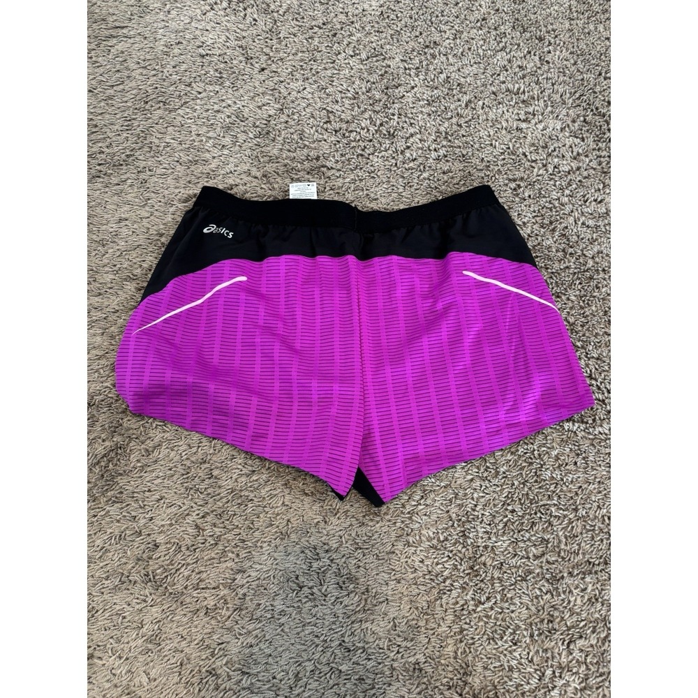 ASICS WOMENS LIGHT WEIGHT MAGENTA & Black RUNNING SHORTS SIZE M NEW W/ TAGS
